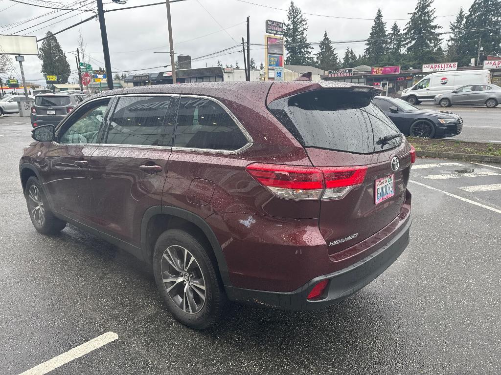 used 2019 Toyota Highlander car, priced at $28,777