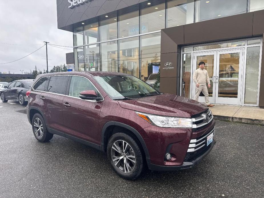 used 2019 Toyota Highlander car, priced at $28,777