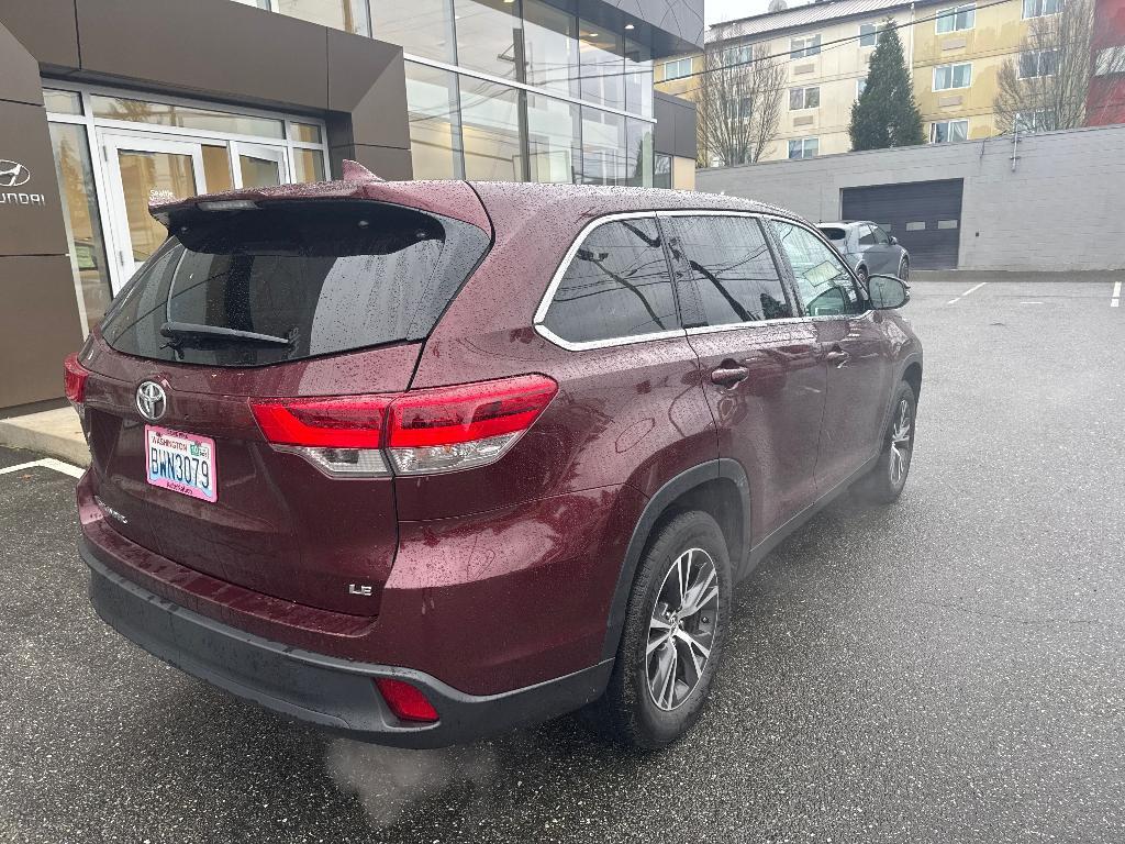 used 2019 Toyota Highlander car, priced at $28,777