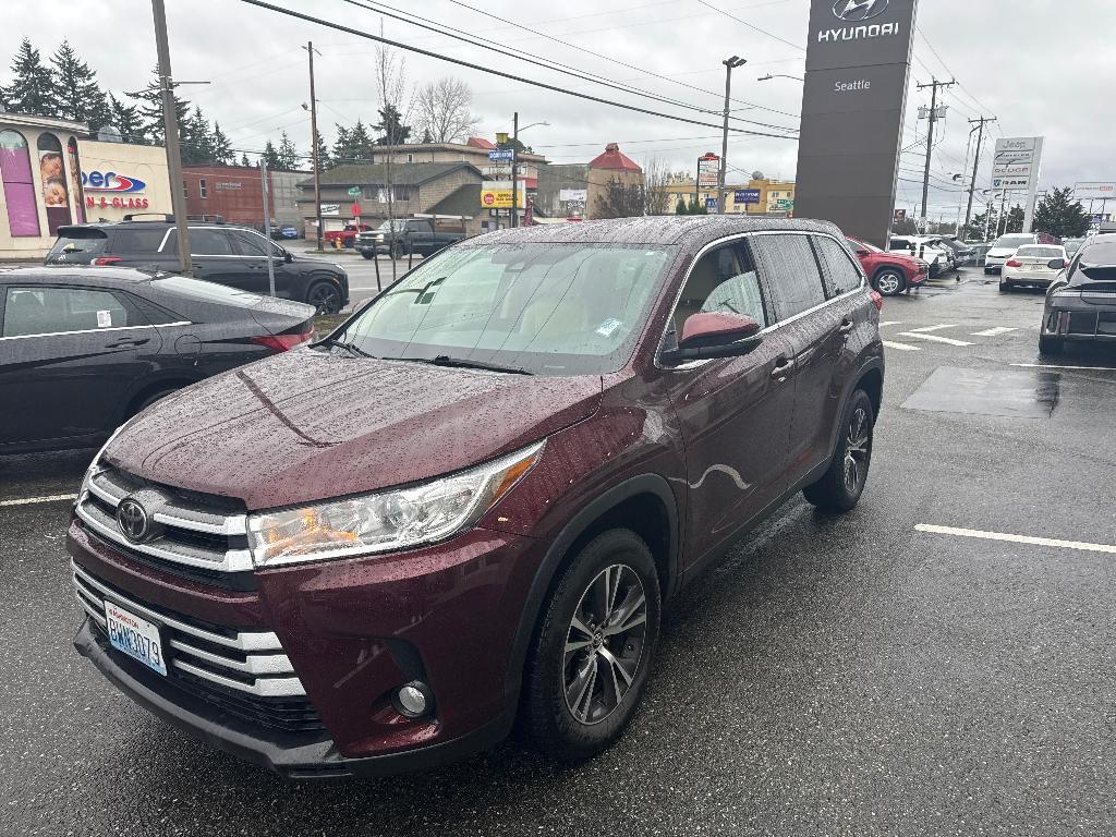 used 2019 Toyota Highlander car, priced at $28,777