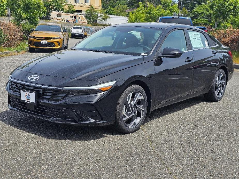 new 2024 Hyundai Elantra car, priced at $23,515