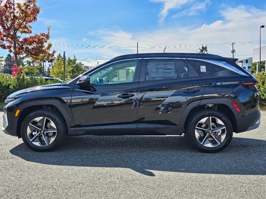 new 2025 Hyundai TUCSON Hybrid car, priced at $36,422