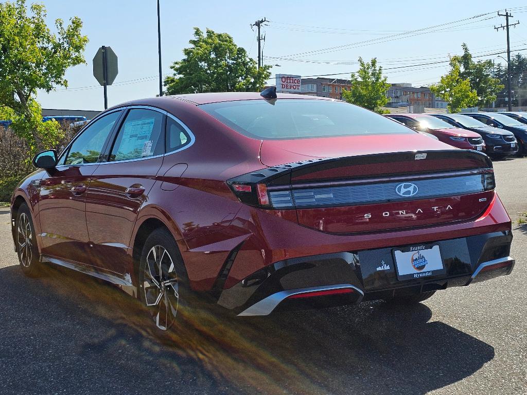 new 2025 Hyundai Sonata car, priced at $29,675