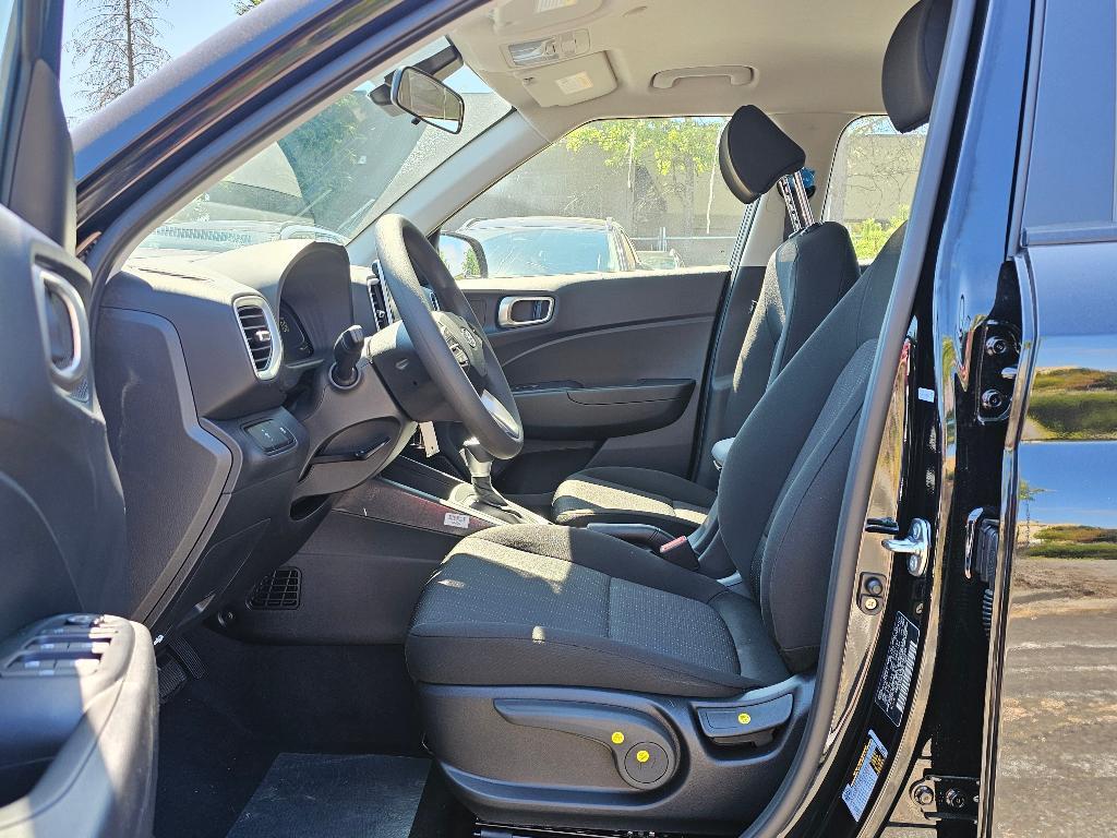 new 2025 Hyundai Venue car, priced at $21,424