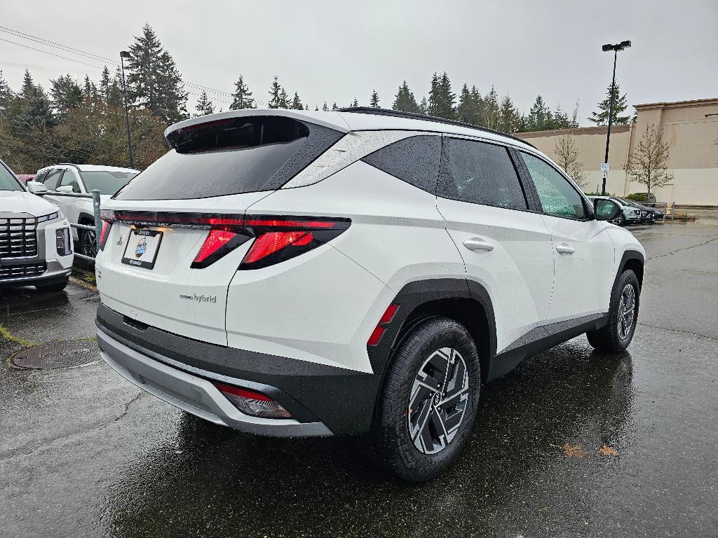 new 2025 Hyundai TUCSON Hybrid car, priced at $34,024