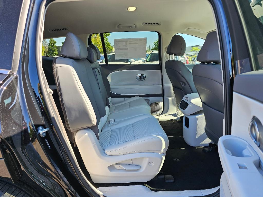 new 2026 Hyundai IONIQ 9 car, priced at $62,920