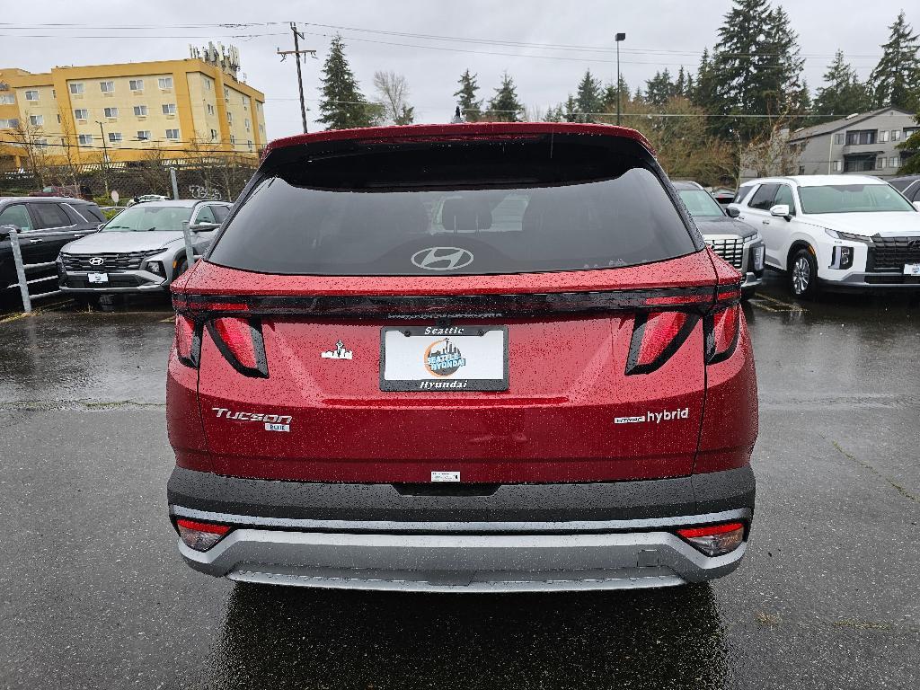 new 2025 Hyundai TUCSON Hybrid car, priced at $33,926