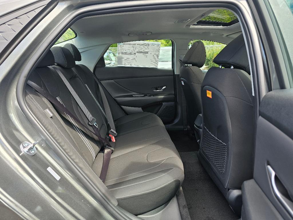 new 2025 Hyundai Elantra car, priced at $25,674