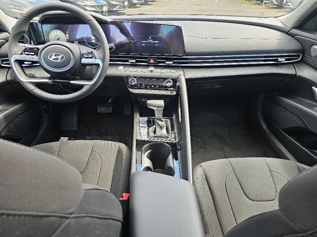 new 2025 Hyundai Elantra car, priced at $25,674