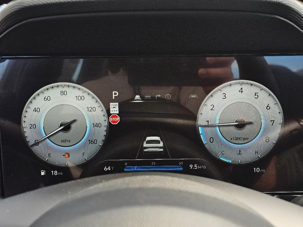 new 2025 Hyundai Elantra car, priced at $25,674