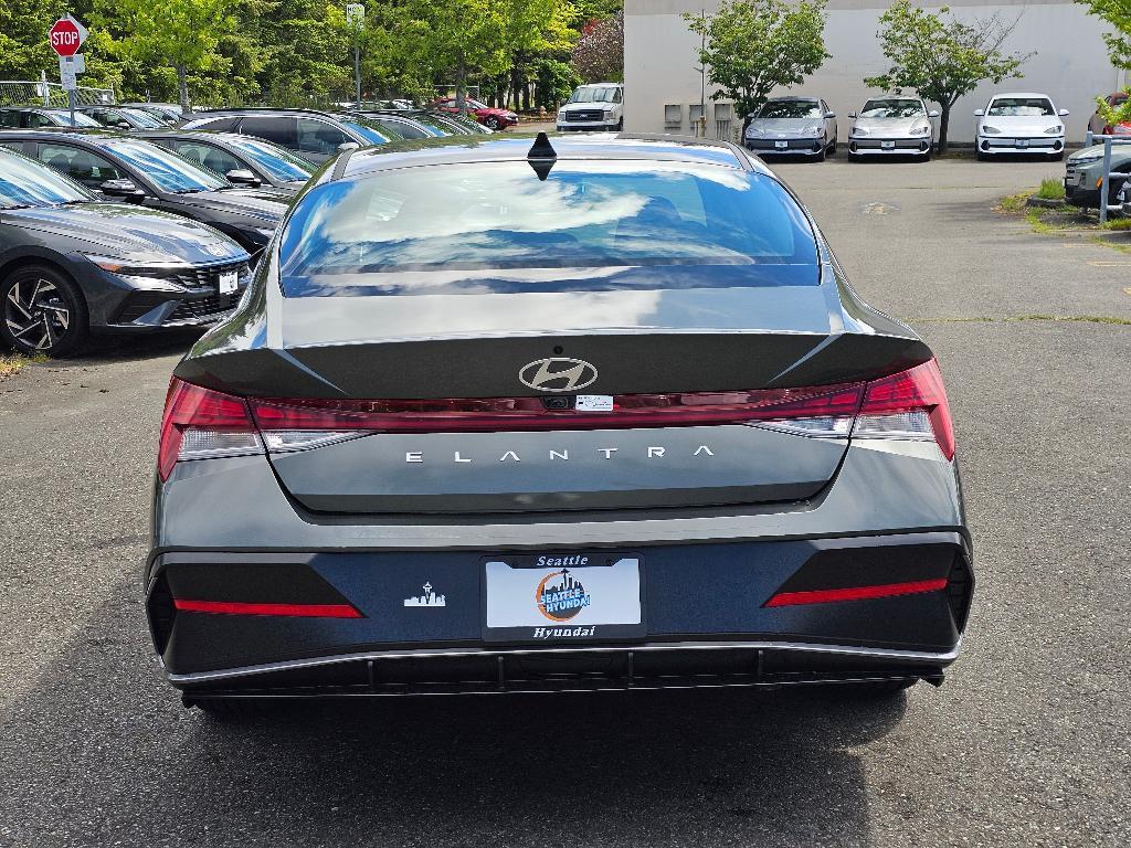 new 2025 Hyundai Elantra car, priced at $25,674