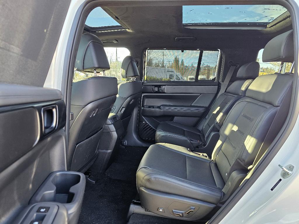 new 2025 Hyundai SANTA FE HEV car, priced at $49,961