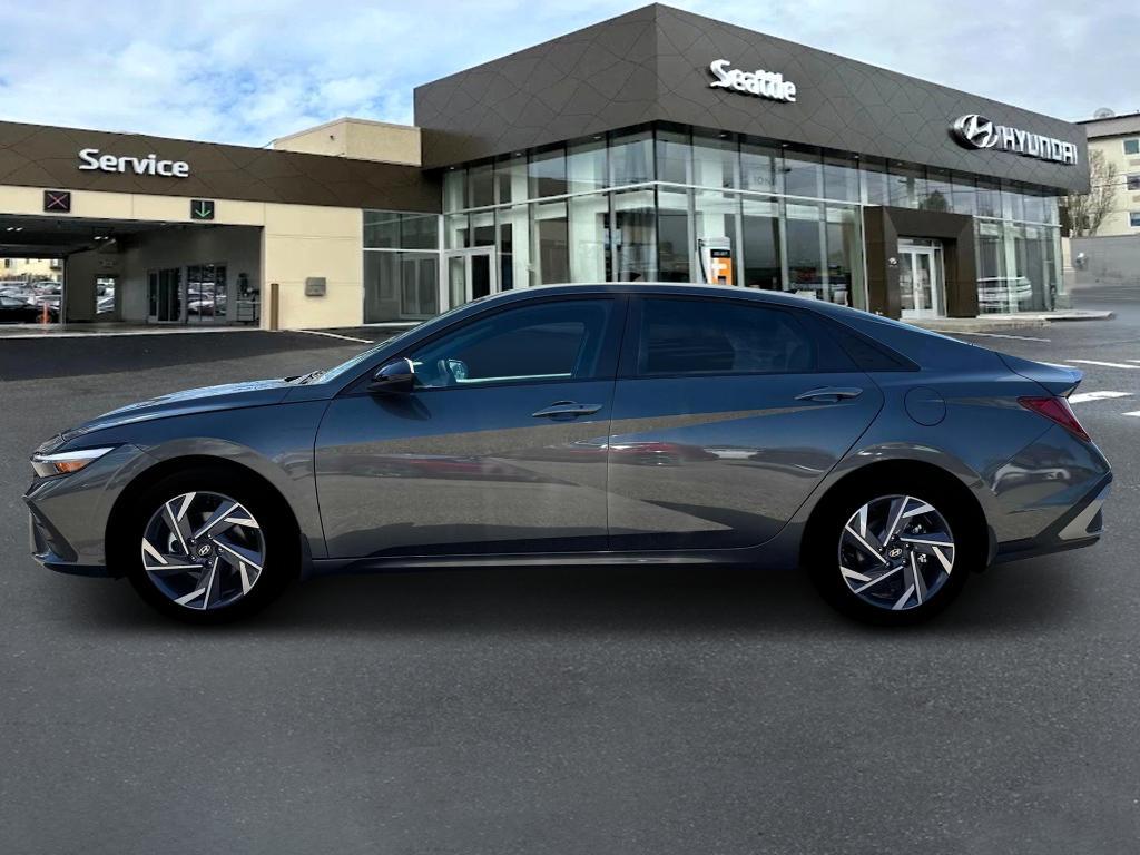 new 2025 Hyundai ELANTRA HEV car, priced at $27,717