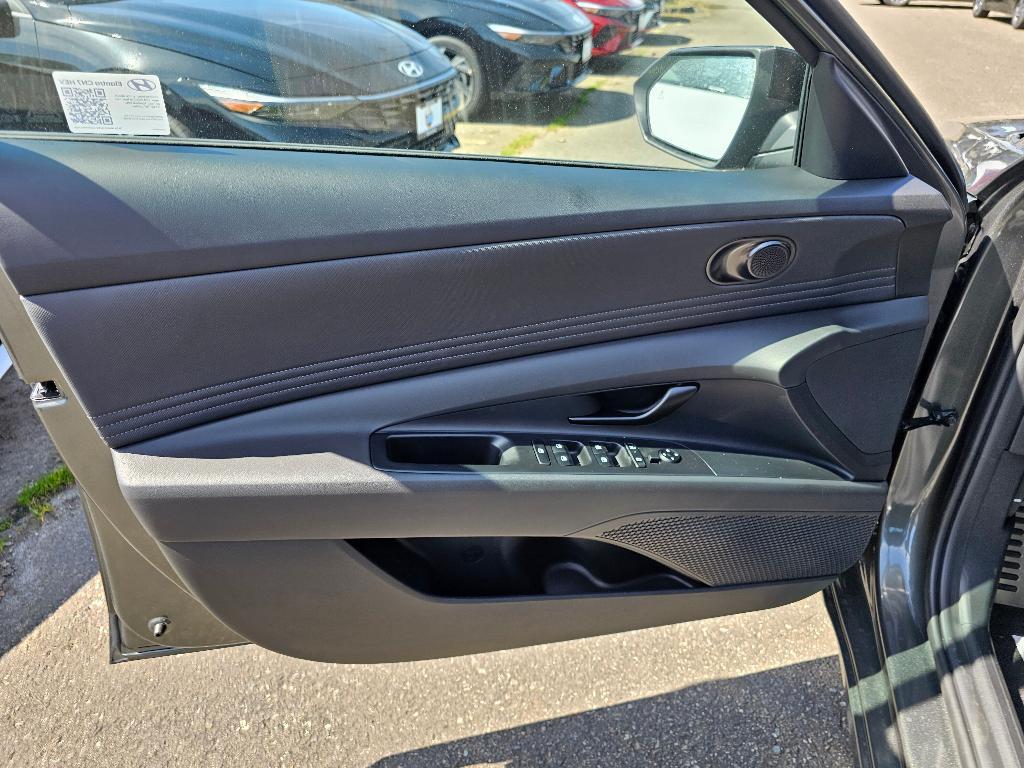 new 2025 Hyundai ELANTRA HEV car, priced at $27,217