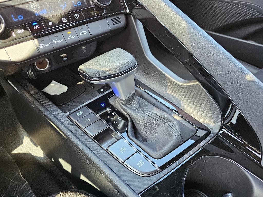 new 2025 Hyundai ELANTRA HEV car, priced at $27,217