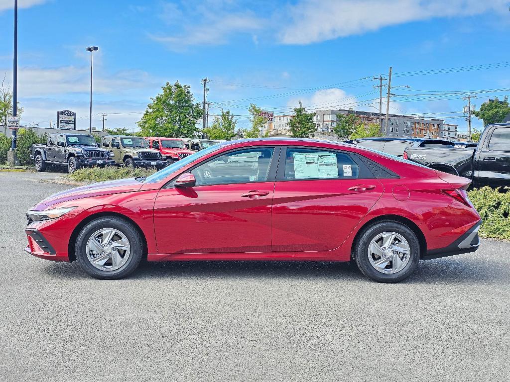 new 2025 Hyundai Elantra car, priced at $22,784
