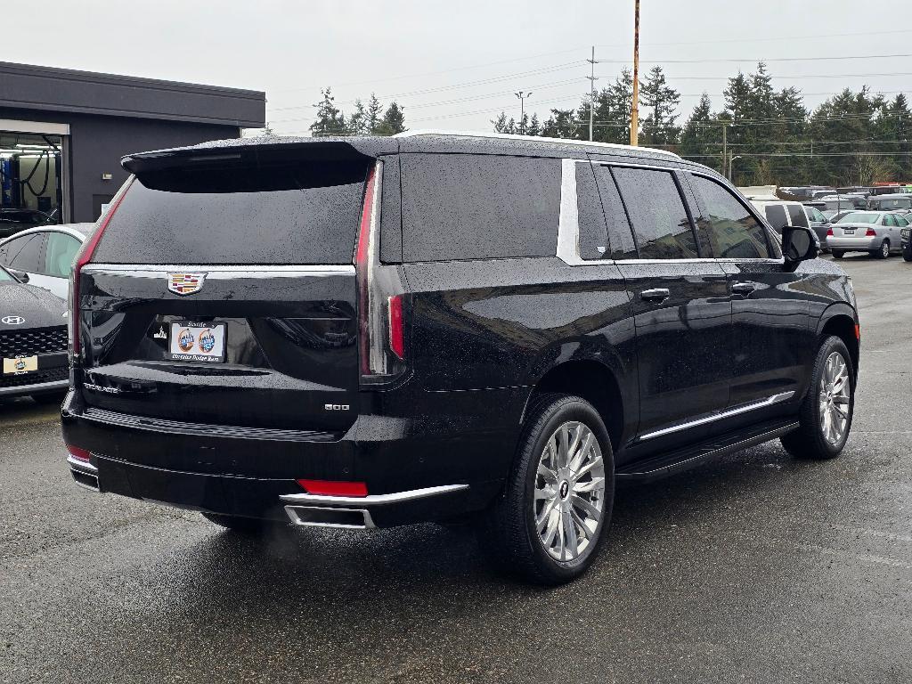 used 2024 Cadillac Escalade ESV car, priced at $84,577