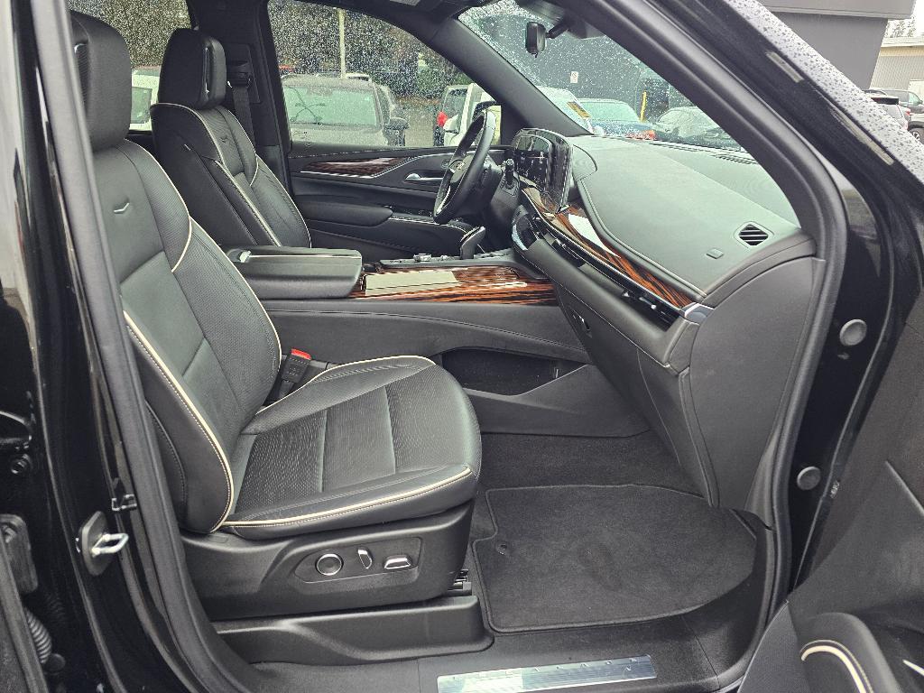 used 2024 Cadillac Escalade ESV car, priced at $84,577