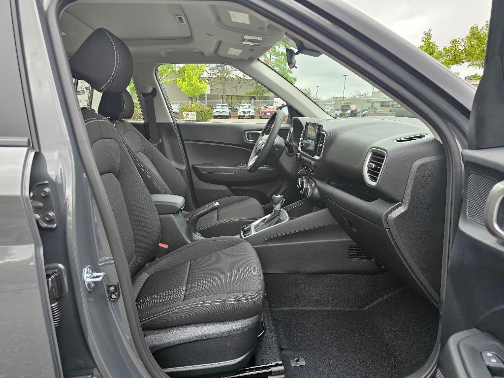 new 2025 Hyundai Venue car, priced at $22,964