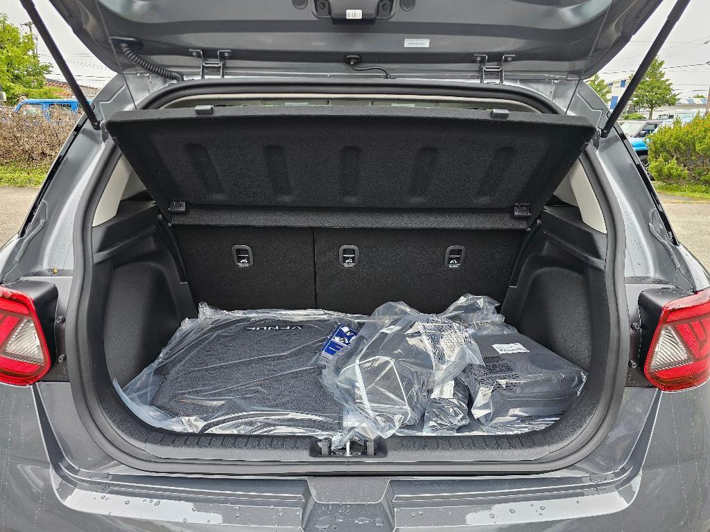 new 2025 Hyundai Venue car, priced at $22,964