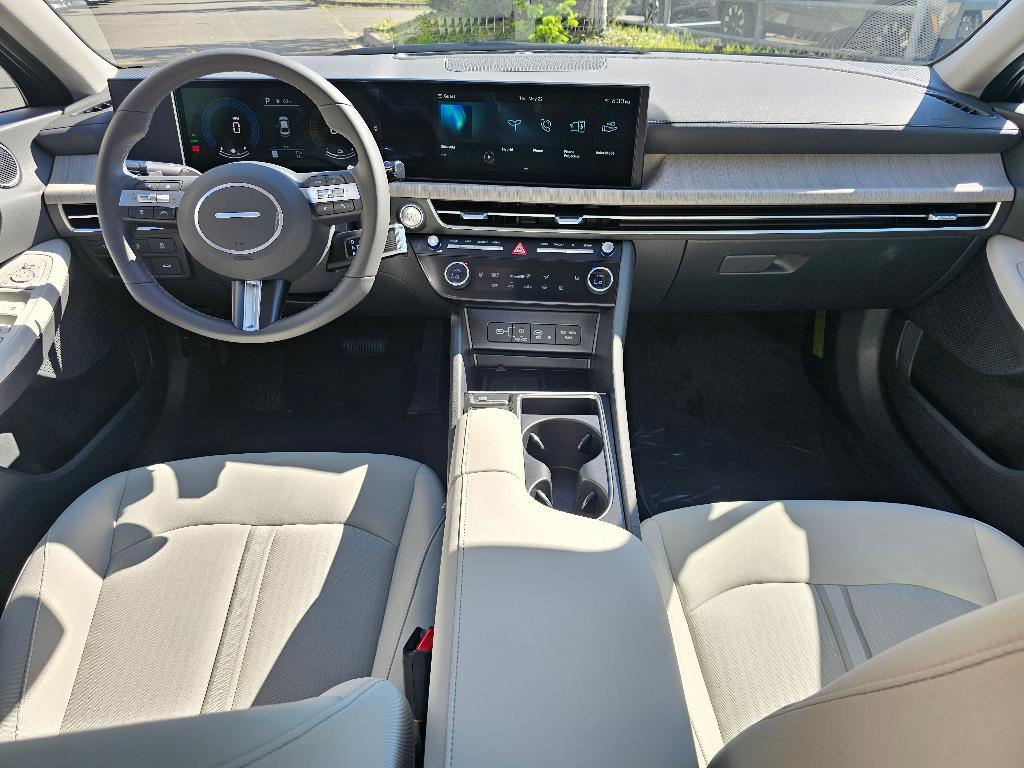 new 2025 Hyundai Sonata Hybrid car, priced at $30,968