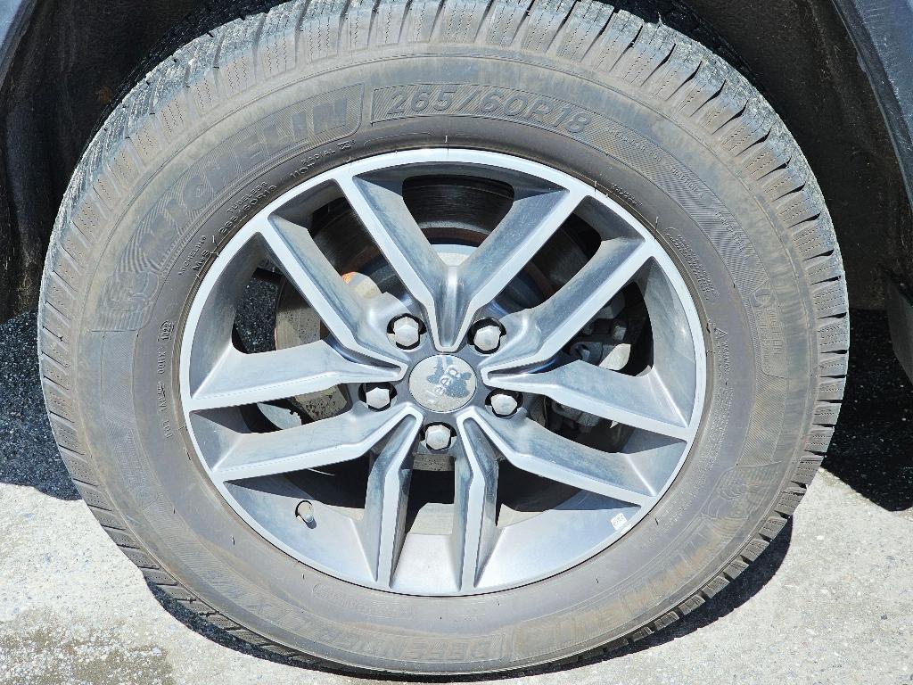 used 2018 Jeep Grand Cherokee car, priced at $18,777