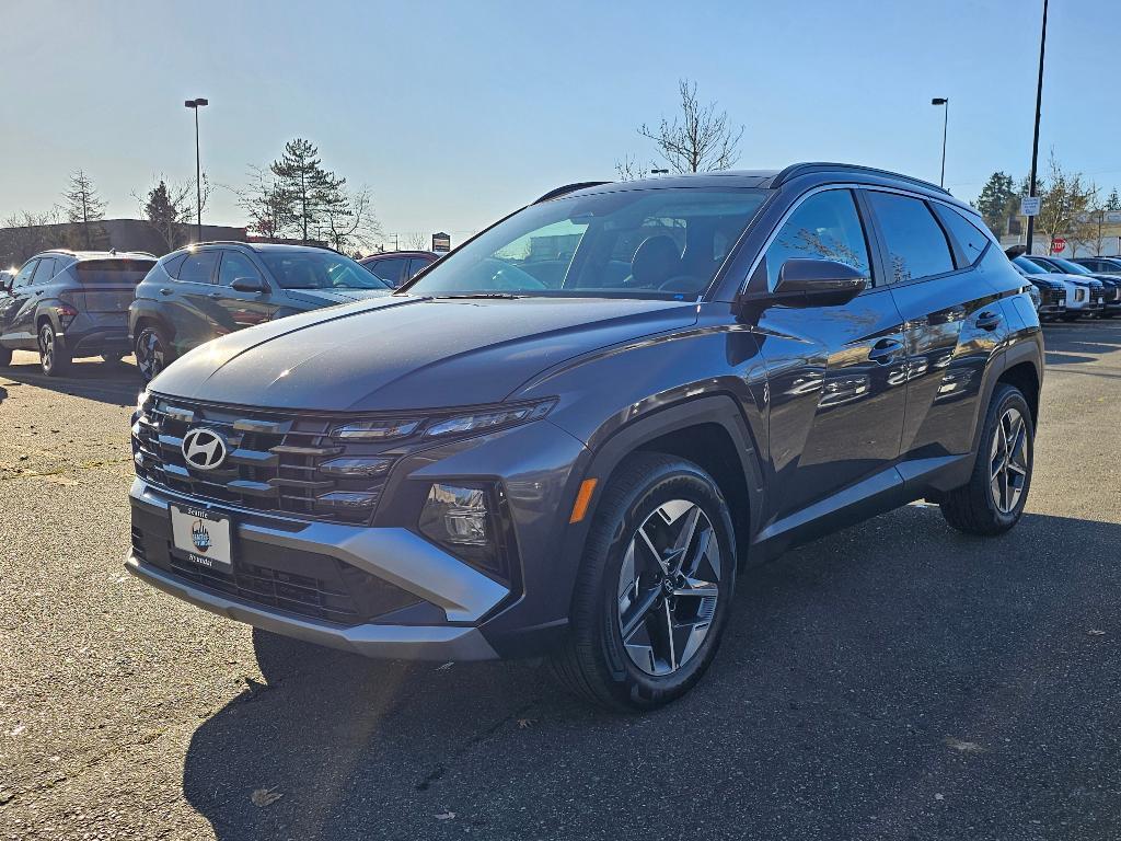 new 2025 Hyundai TUCSON Hybrid car, priced at $36,159