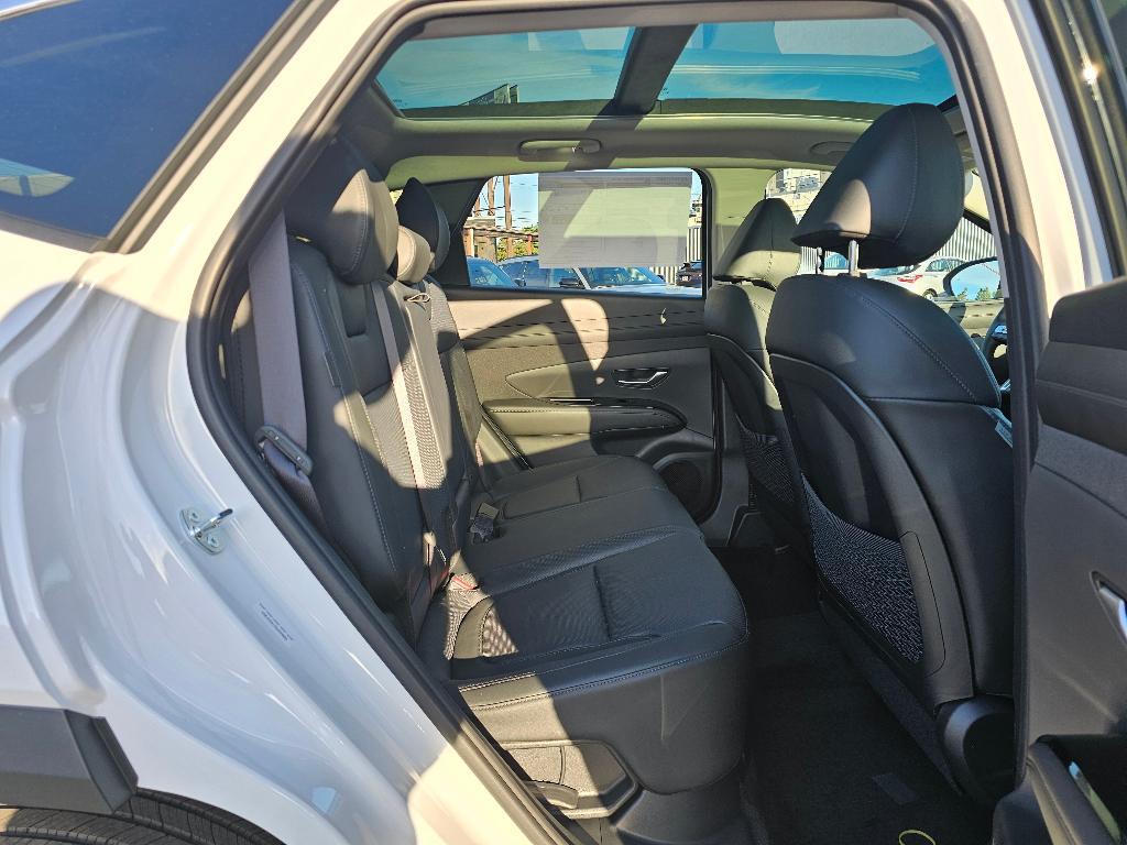 new 2025 Hyundai TUCSON Hybrid car, priced at $41,812