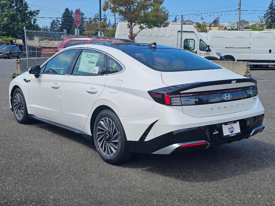 new 2024 Hyundai Sonata Hybrid car, priced at $38,558