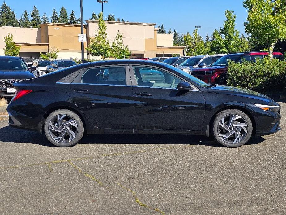 new 2024 Hyundai Elantra car, priced at $23,585