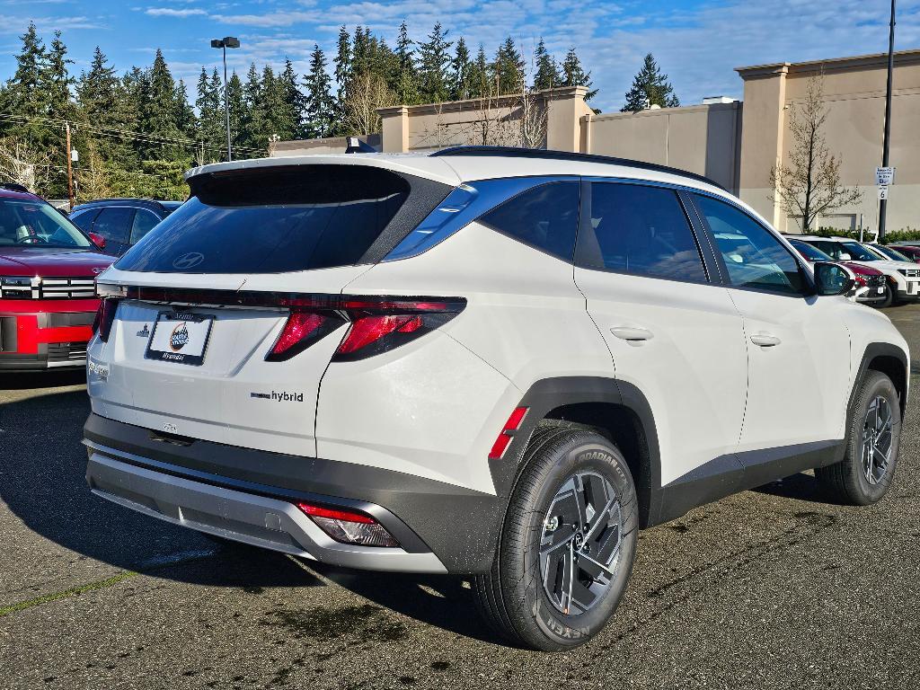 new 2025 Hyundai TUCSON Hybrid car, priced at $34,044