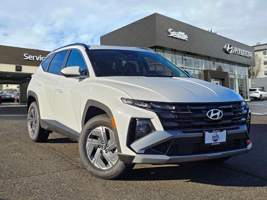 new 2025 Hyundai TUCSON Hybrid car, priced at $34,044