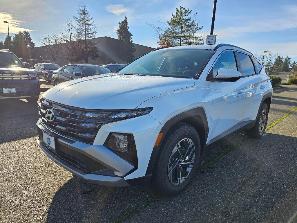 new 2025 Hyundai TUCSON Hybrid car, priced at $34,044