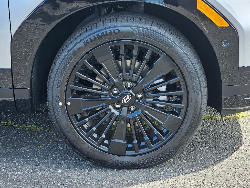 new 2025 Hyundai SANTA FE HEV car, priced at $47,686