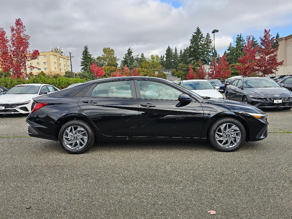 new 2025 Hyundai ELANTRA HEV car, priced at $23,083