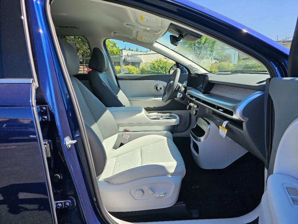 new 2026 Hyundai IONIQ 9 car, priced at $62,920