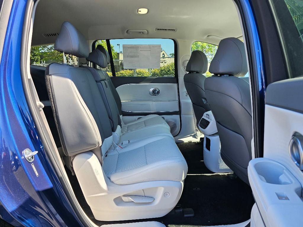 new 2026 Hyundai IONIQ 9 car, priced at $62,920