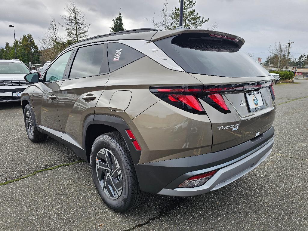 new 2025 Hyundai TUCSON Hybrid car, priced at $33,284