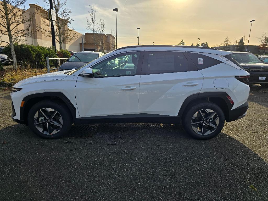 new 2025 Hyundai Tucson Hybrid car, priced at $37,960