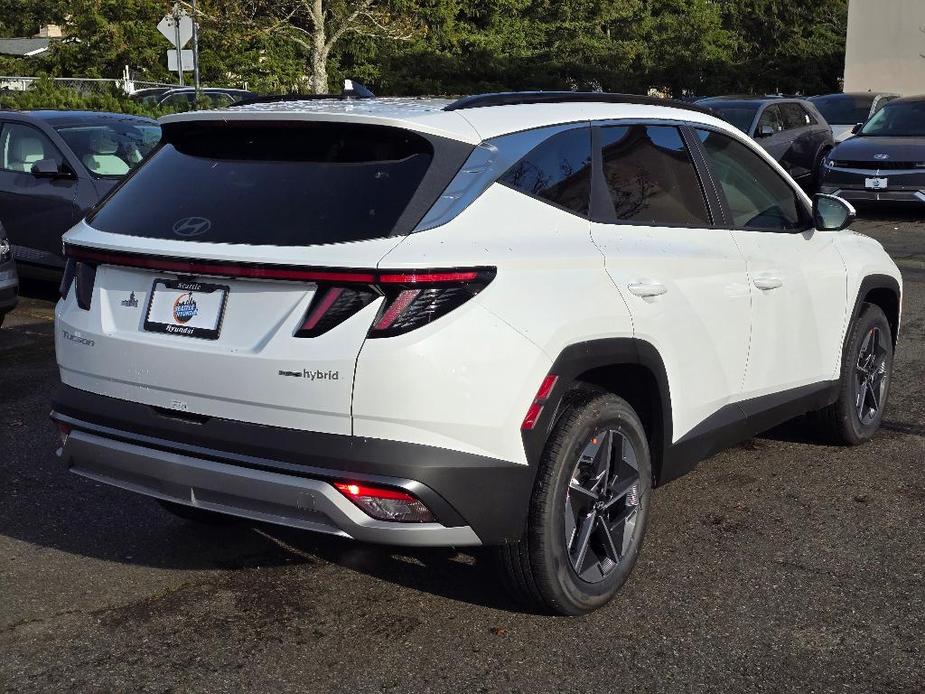 new 2025 Hyundai Tucson Hybrid car, priced at $37,960