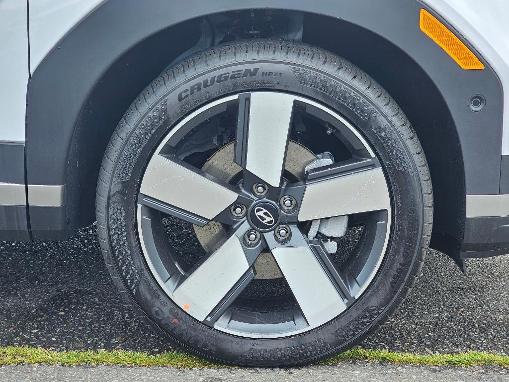 new 2025 Hyundai Santa Fe car, priced at $44,859
