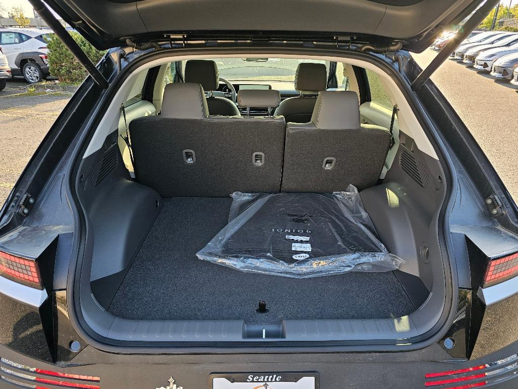new 2025 Hyundai IONIQ 5 car, priced at $47,625