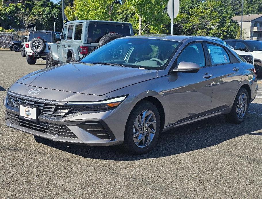 new 2024 Hyundai Elantra car, priced at $21,810