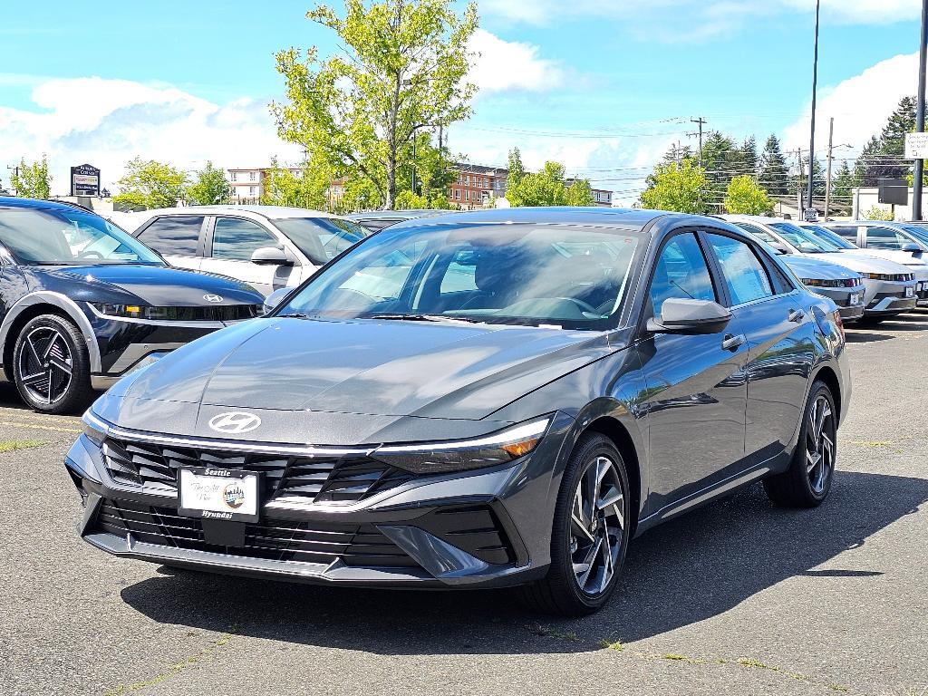 new 2025 Hyundai Elantra car, priced at $26,608