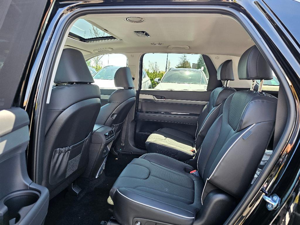 new 2025 Hyundai Palisade car, priced at $44,483
