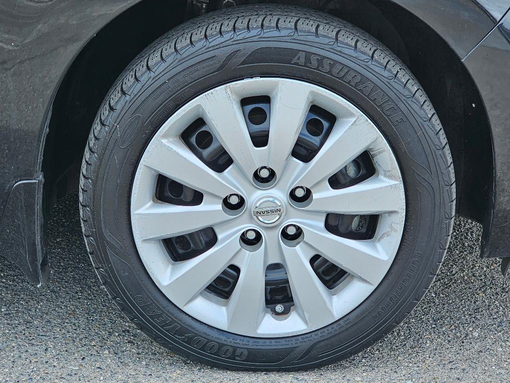 used 2013 Nissan Leaf car, priced at $5,606