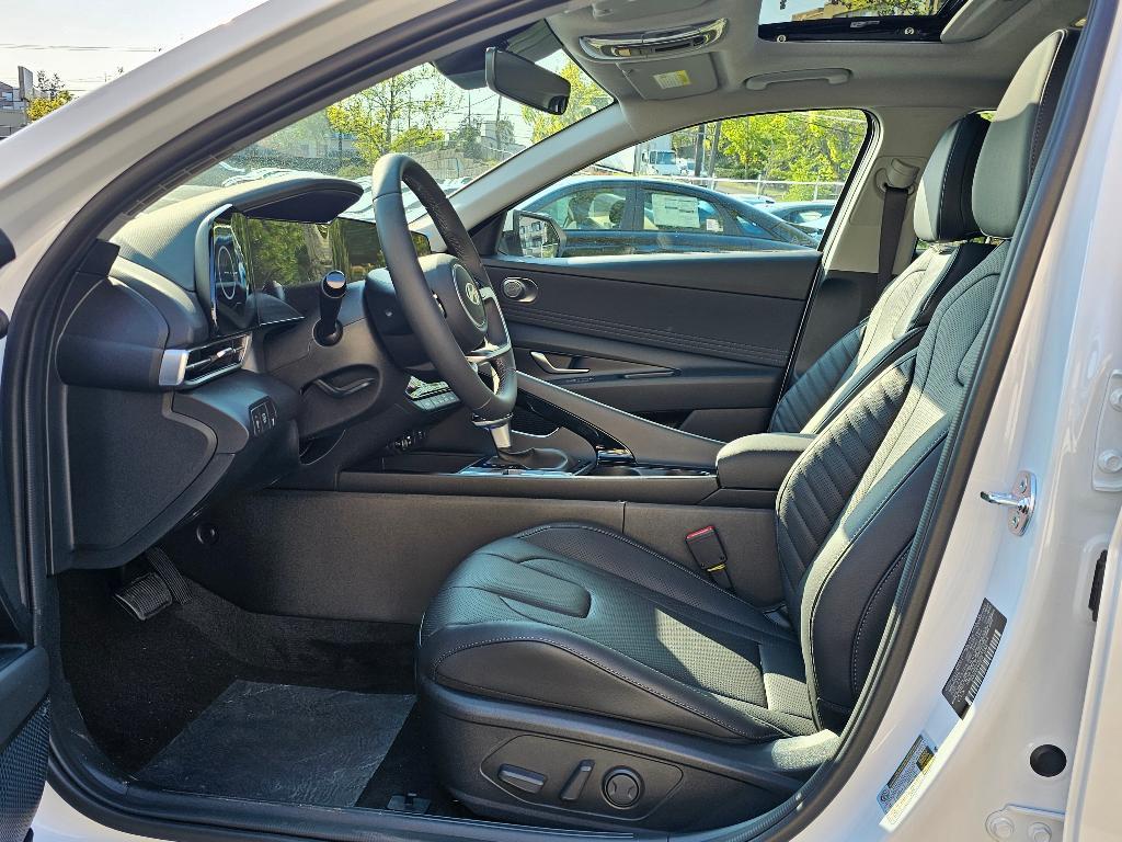 new 2025 Hyundai ELANTRA HEV car, priced at $30,290