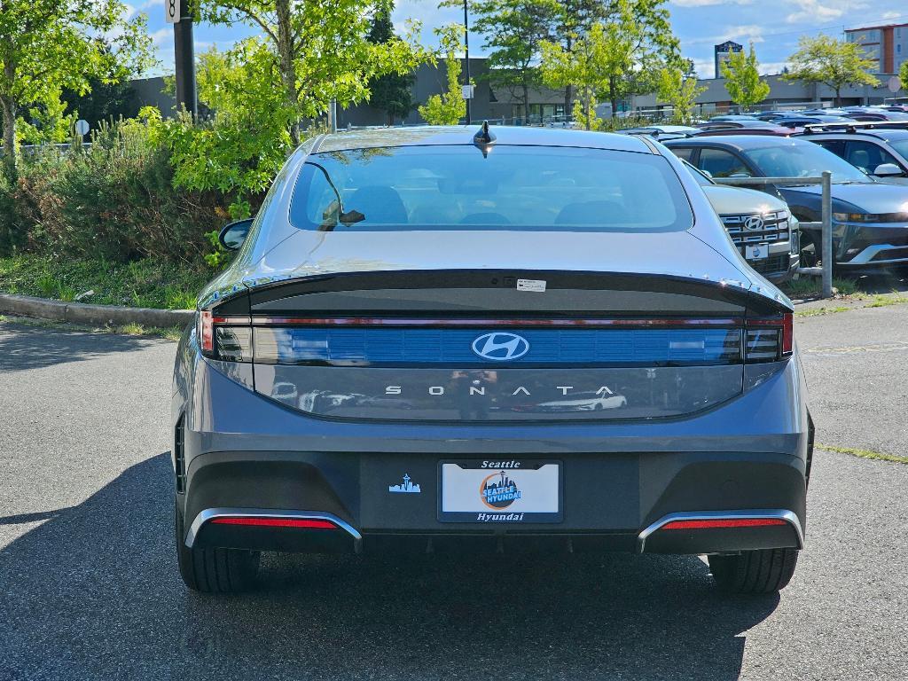 new 2025 Hyundai Sonata car, priced at $26,657