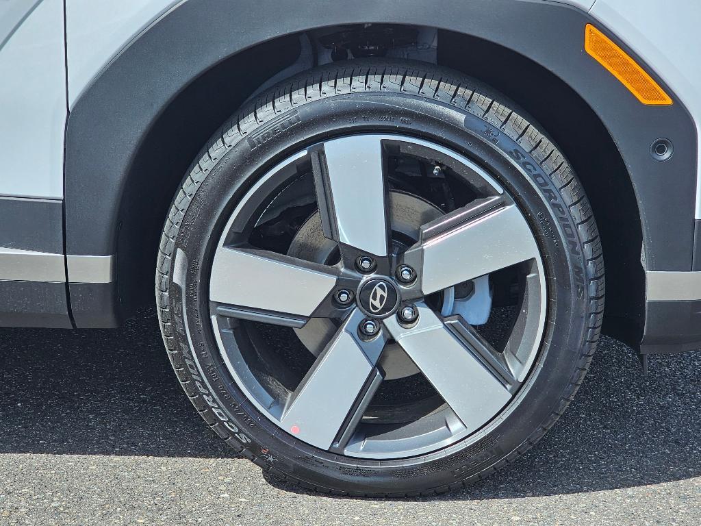 new 2025 Hyundai SANTA FE HEV car, priced at $44,919