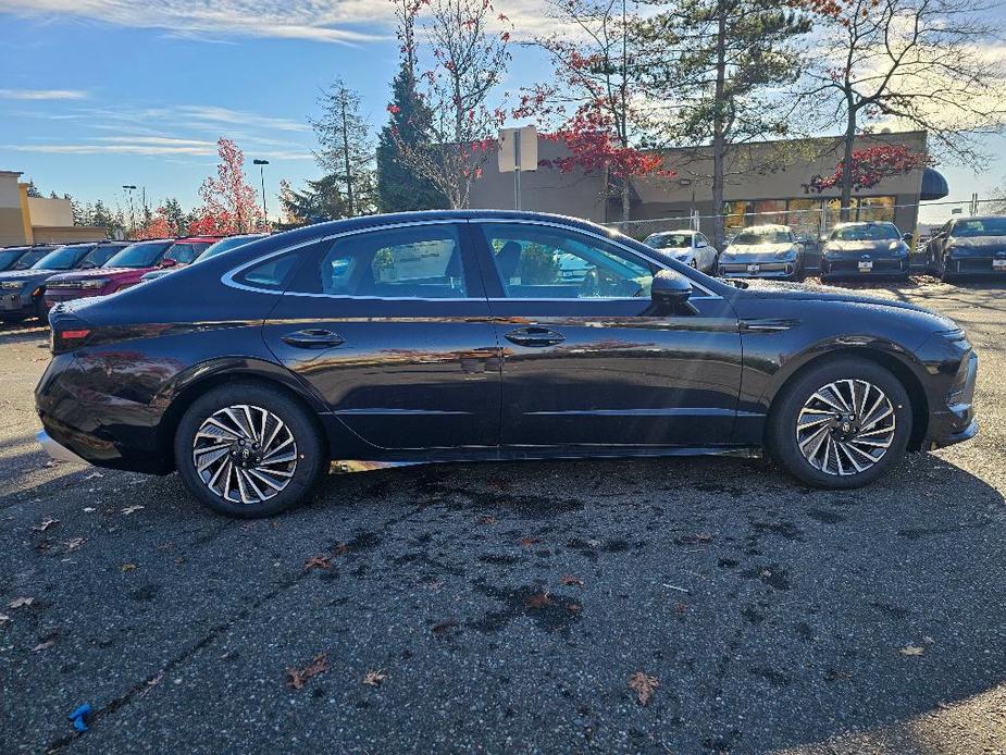 new 2025 Hyundai Sonata Hybrid car, priced at $38,311